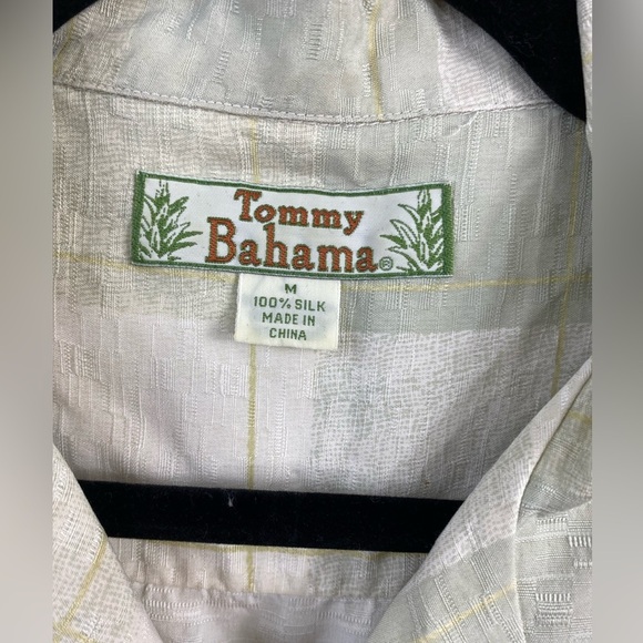 Tommy Bahama Silk Light Green‎ Short Sleeve Button Down Shirt Men’s Medium - Picture 7 of 10
